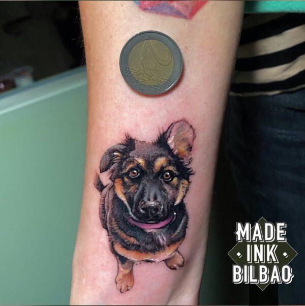 tatuaje micro retrato perro