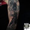 tatuaje brazo lobo Kratos