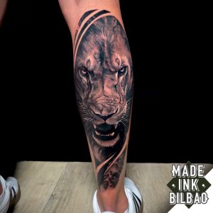 tatuaje gemelo león