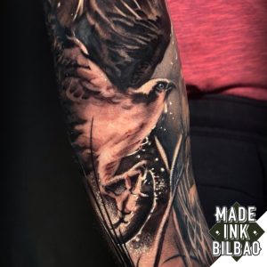 tatuaje antebrazo aguila